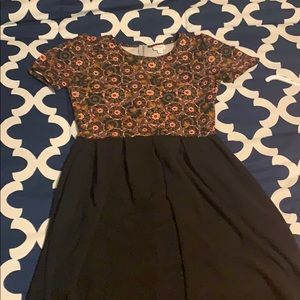 LuLaRoe Amelia